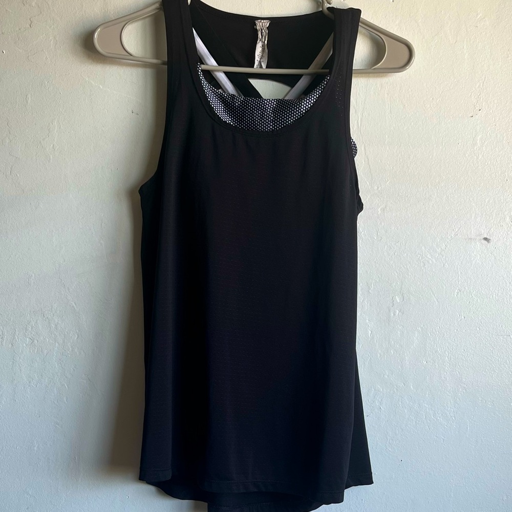 C9 by Champion, black and white, athletic tank top. Size extra small